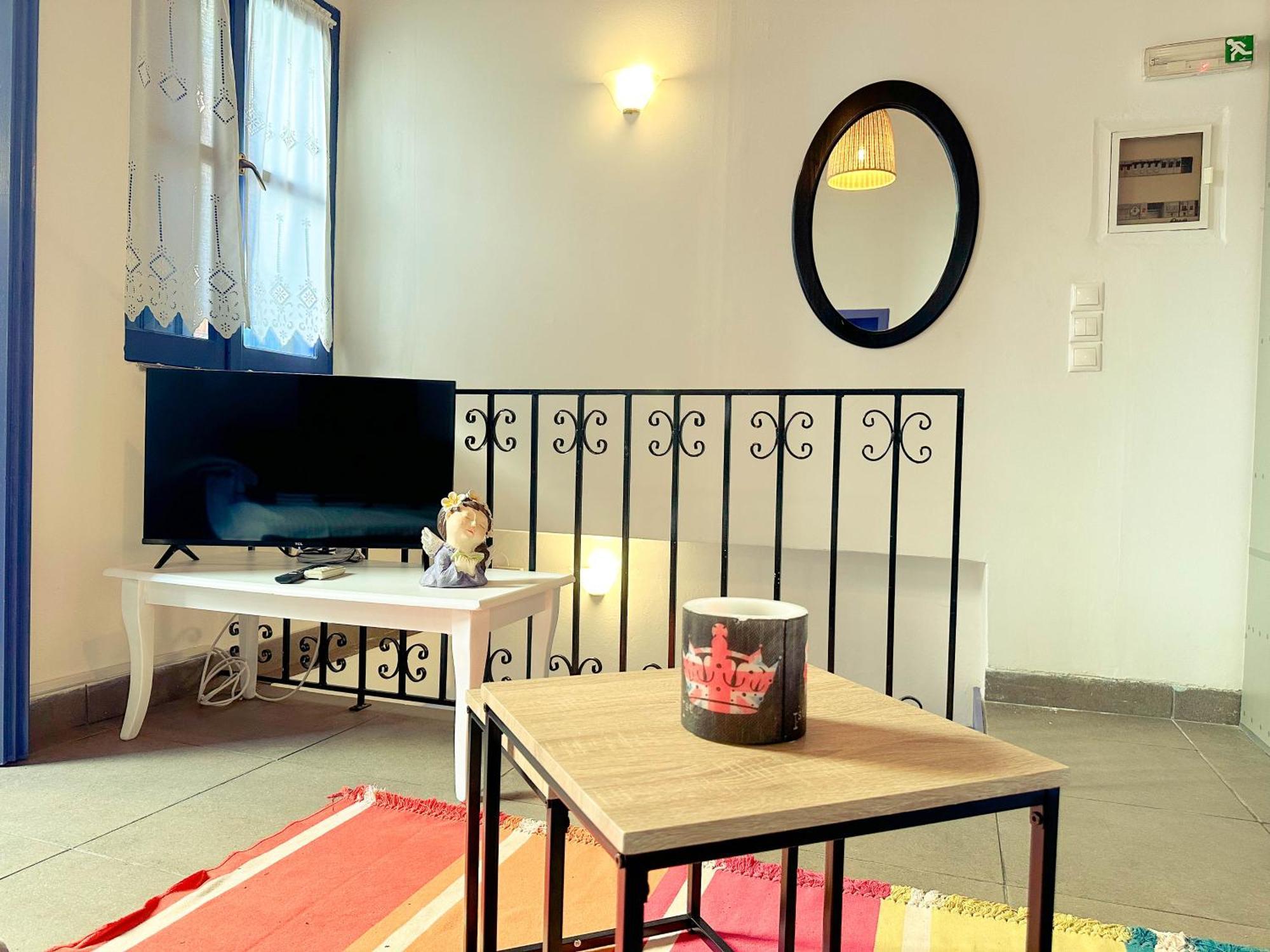 Kali Strata 2 - Downtown Apartment Sými Luaran gambar