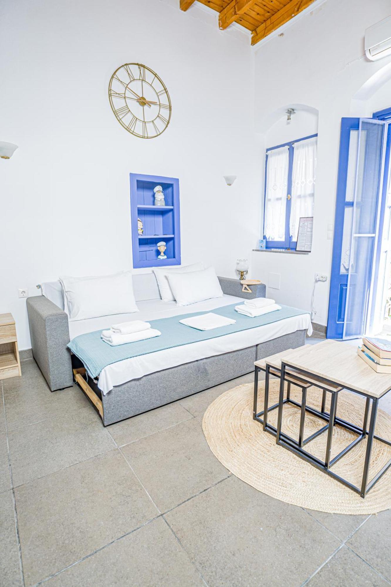 Kali Strata 2 - Downtown Apartment Sými Luaran gambar